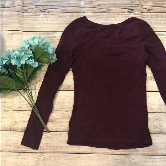 American Eagle burgundy long sleeve activewear tee, XS. - Picture 2 of 2